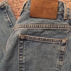 —-SOLD—-Women’s Calvin Klein Jeans